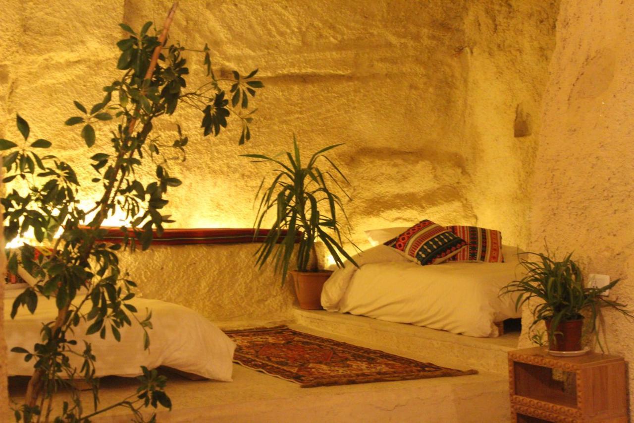 7 Caves Hotel Al Jāyah 외부 사진