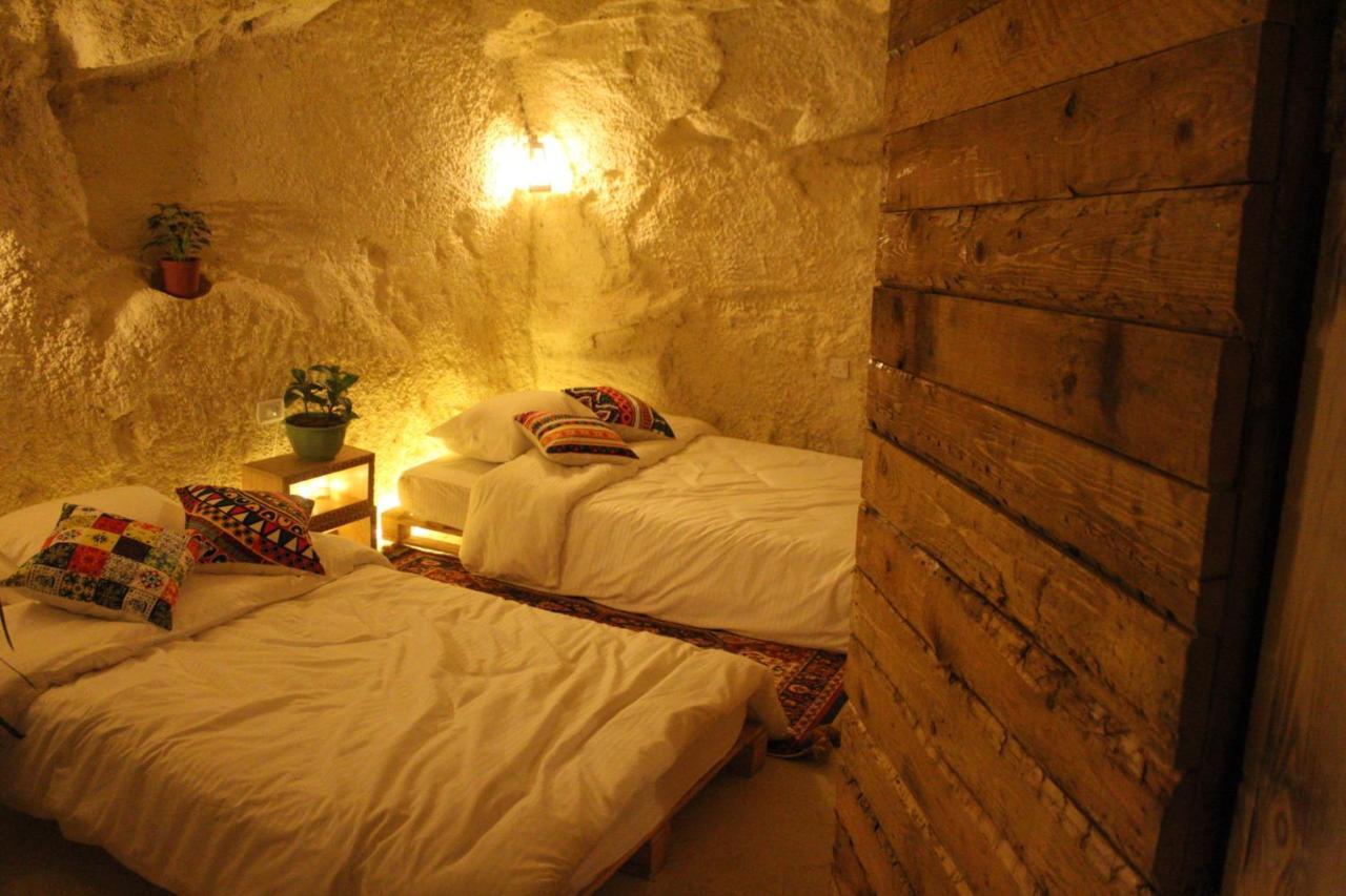 7 Caves Hotel Al Jāyah 외부 사진