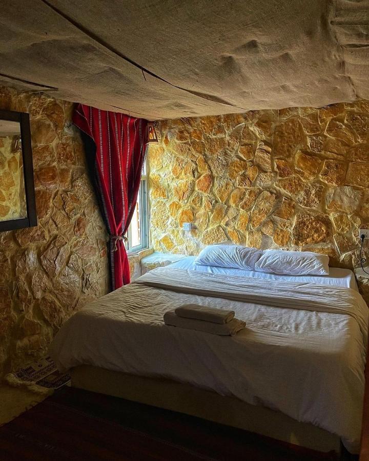 7 Caves Hotel Al Jāyah 외부 사진